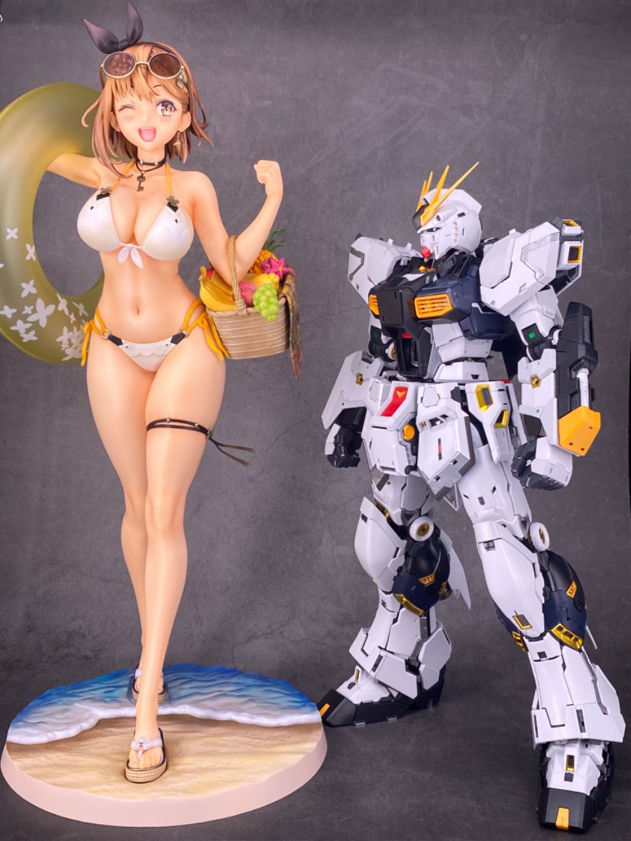 PG 언리쉬드 뉴 건담 포징 + 메탈 스트럭처 나열 사진_8.jpg