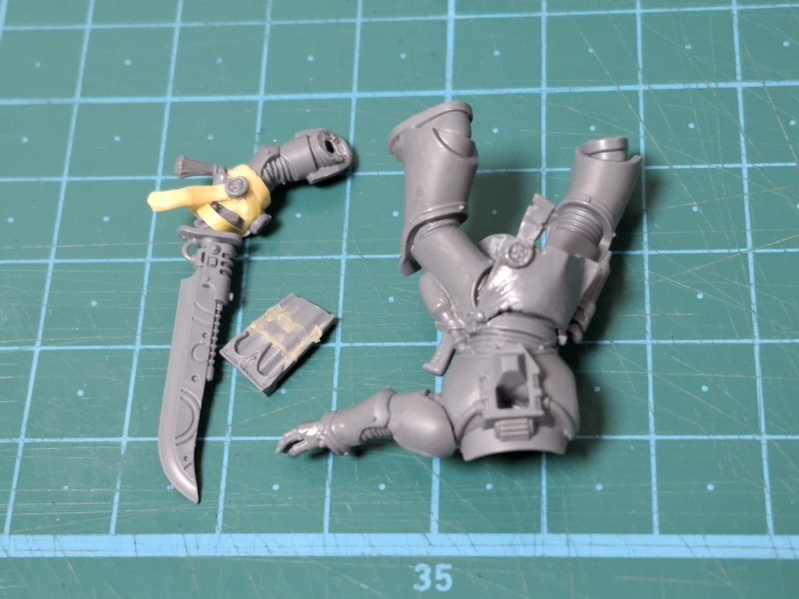 [워해머40K] 아무튼 우리 편인 검사 마린 제작기_10.webp