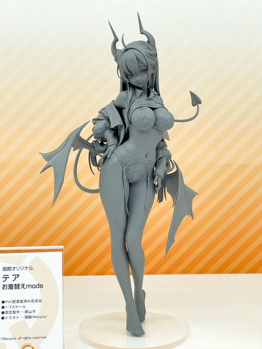 [큐즈 Q] 장송의 프리렌 계열 외 원페스 2026 겨울 신제품 전시 사진_25.jpg