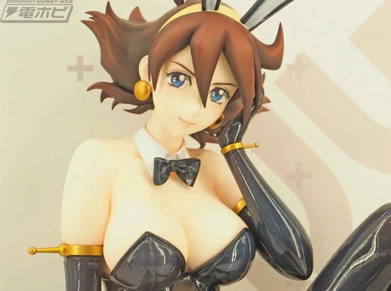 레인 미카무라 바니걸 피규어_3.webp