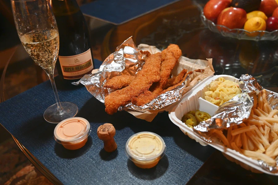 대충 사묵는 피쉬 엔 칩스;ㅎ_1.webp