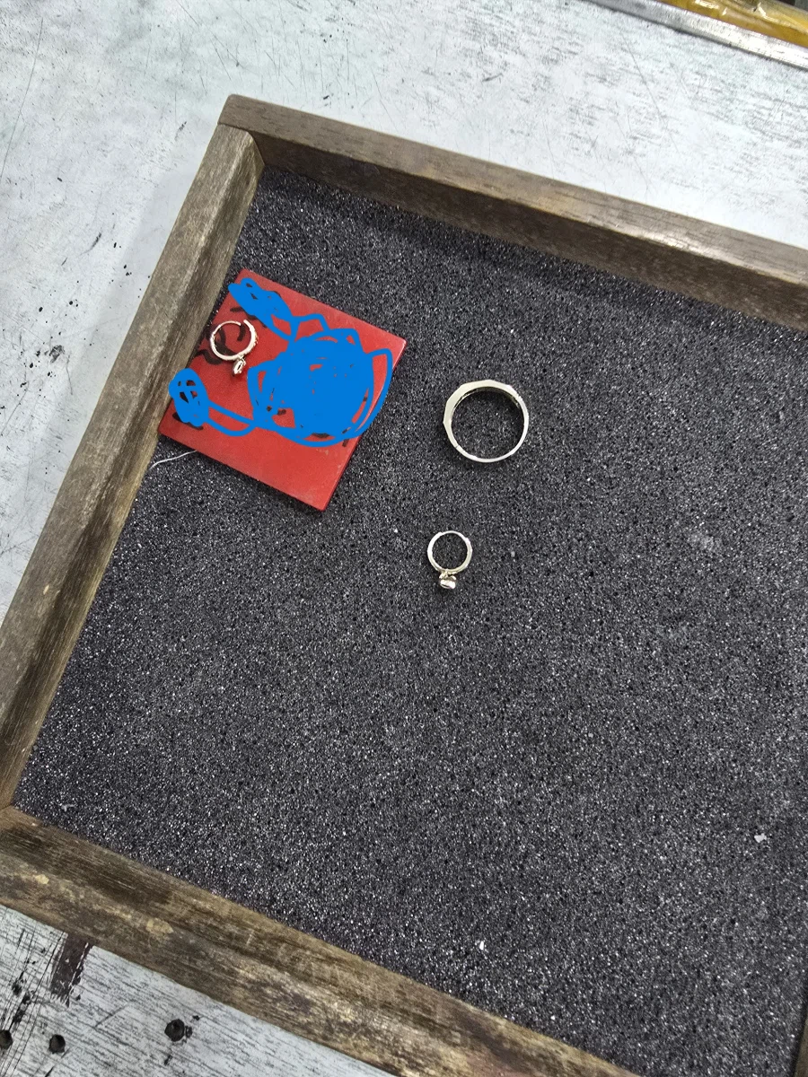 (자작?지름?) 좀 늦긴 했는데 작년 여름 귀걸이 사진입니다~_5.webp