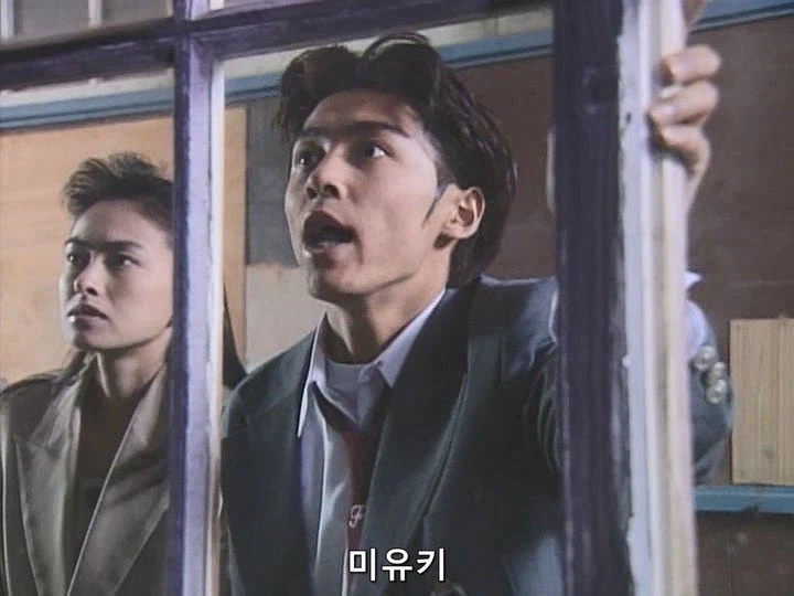 "경찰은 미덥지 못하니까요. 우리가 살인범을 잡을거에요"_19.webp