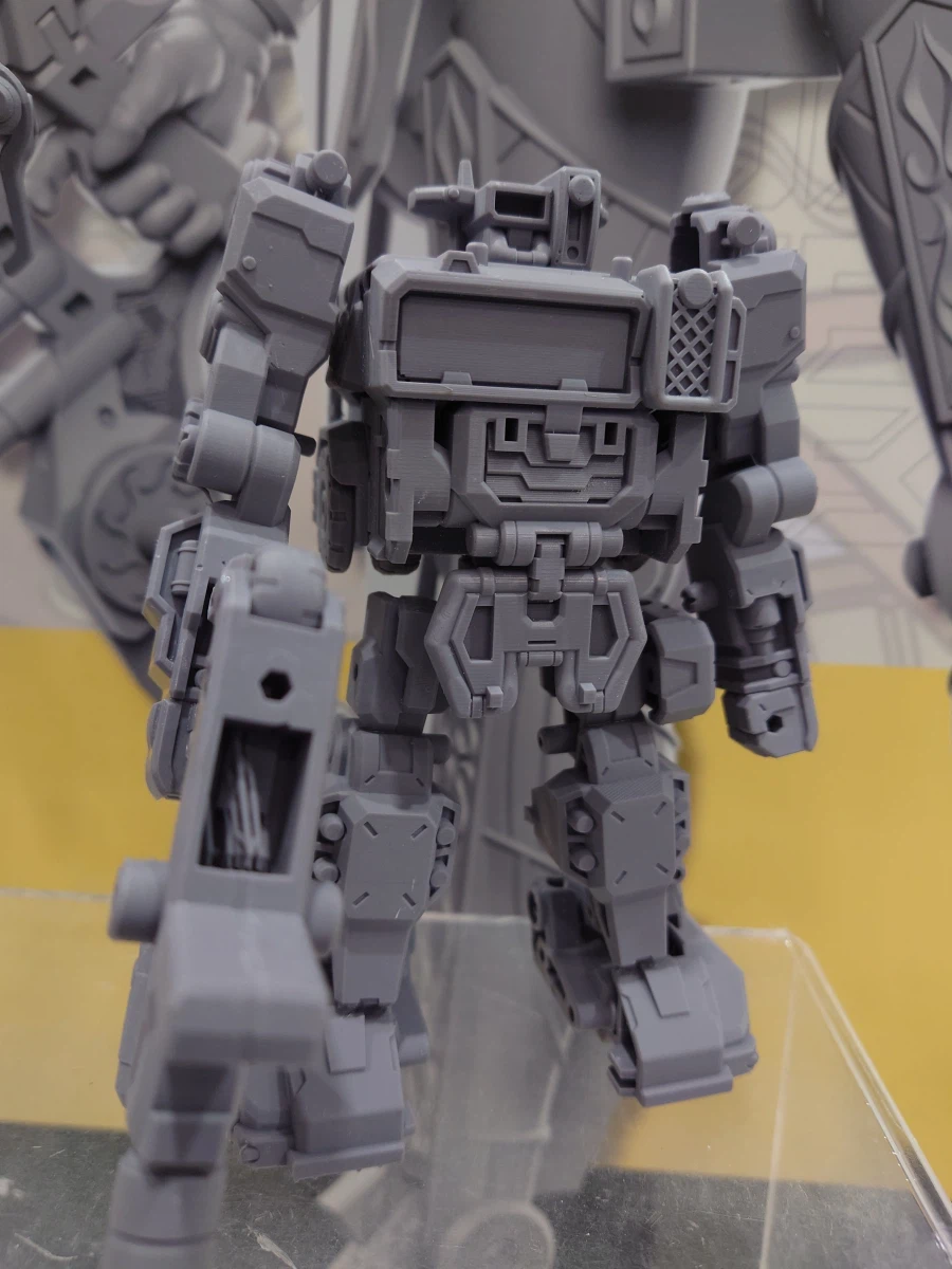 [52토이즈] 변형합체 시리즈 라이온트랙(가칭), 매드 카즈(가칭) 원형 전시_7.webp