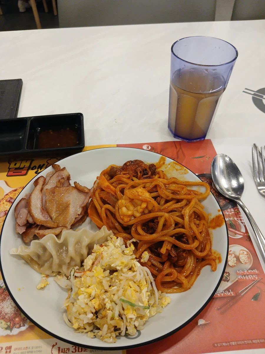 쿠우쿠우 청주점 (feat. 딸기 시즌)_5.webp