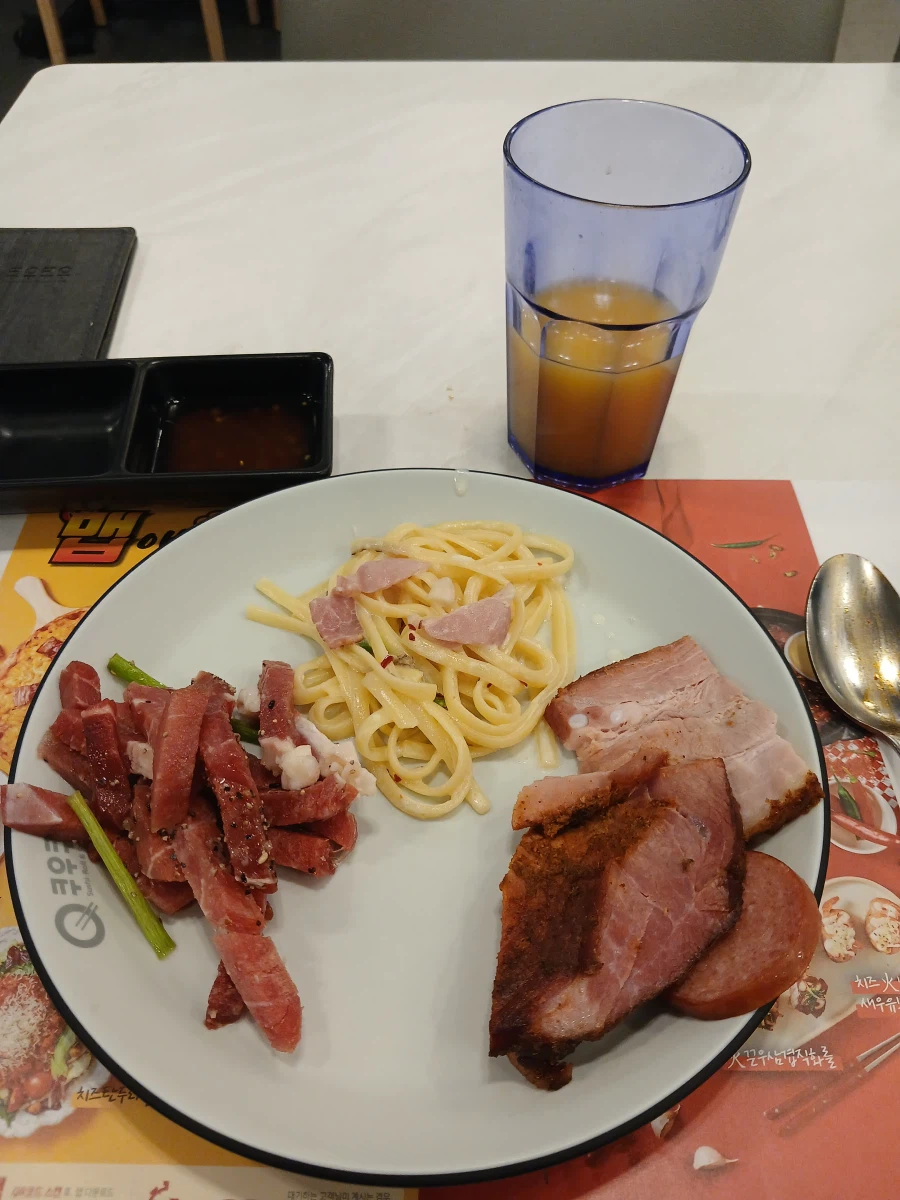 쿠우쿠우 청주점 (feat. 딸기 시즌)_7.webp