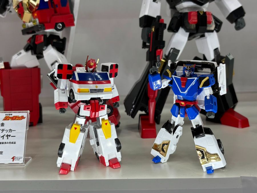 [액션 토이즈] 액션 합금 파이어 제이데커 뒷면 파츠 조합 촬영 사진_1.jpg