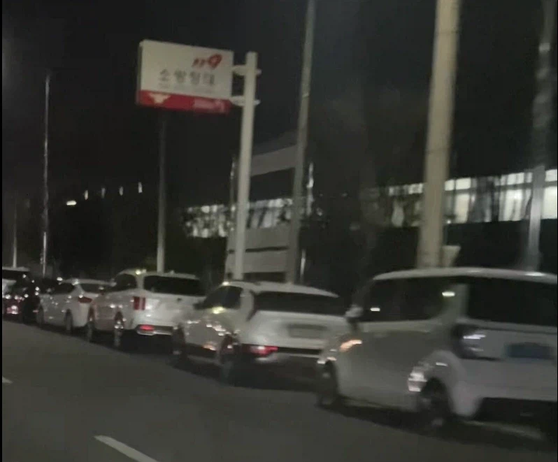 대로변 불법주차 10대 신고했는데 경찰,교통과 서로 떠넘기기_1.webp