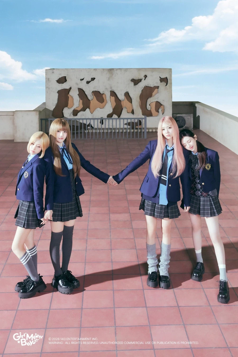 [메이딘] MADEIN - '안 봐도 비디오' Super Obvious MV_3.webp