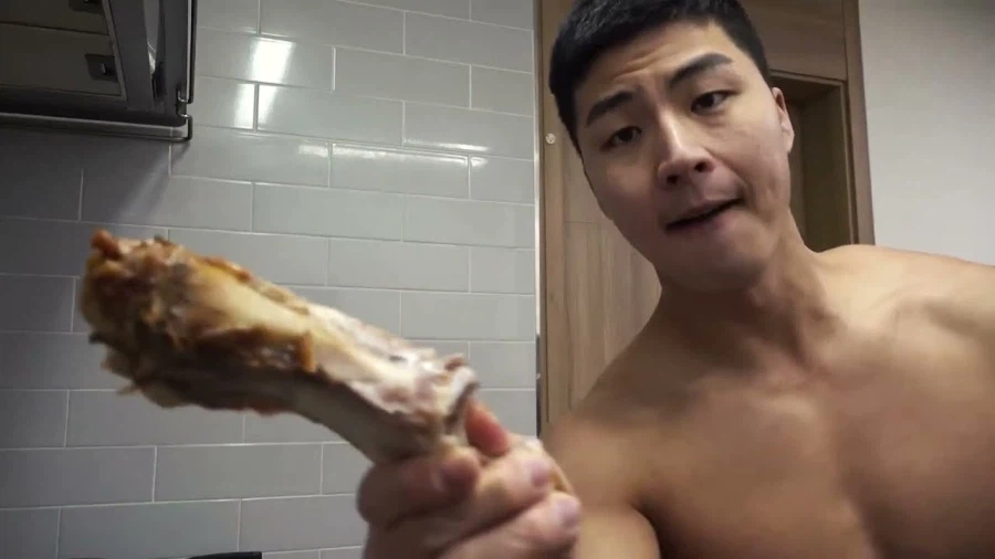 교사에게 감사 받는 초통령_1.webp