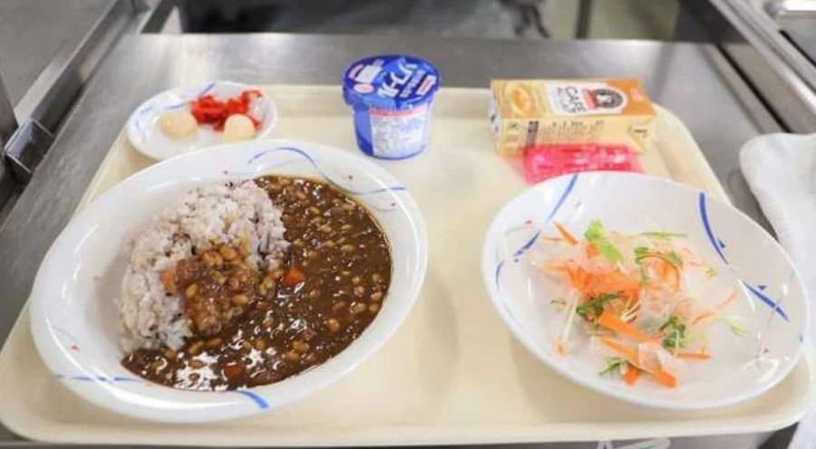 일본, 자위대 음식.. 진짜 개허접하긴 하네._4.webp