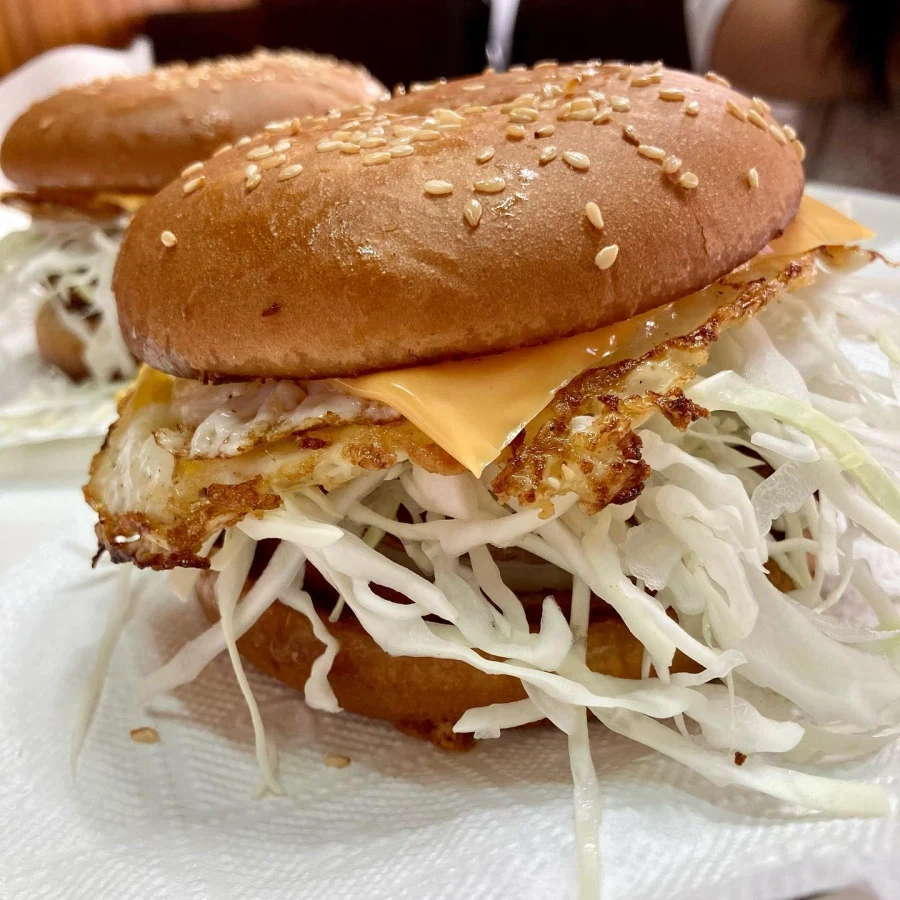 한국만의, 자체 햄버거 80년 역사.._5.webp