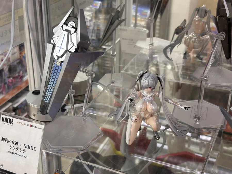 [스네일 쉘] 1/12 승리의 여신: 니케 - 신데렐라 아미아미 전시 사진_4.webp