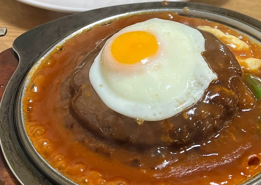 강북구에서 매우 핫한 혜자가격 함박스테이크집_4.webp