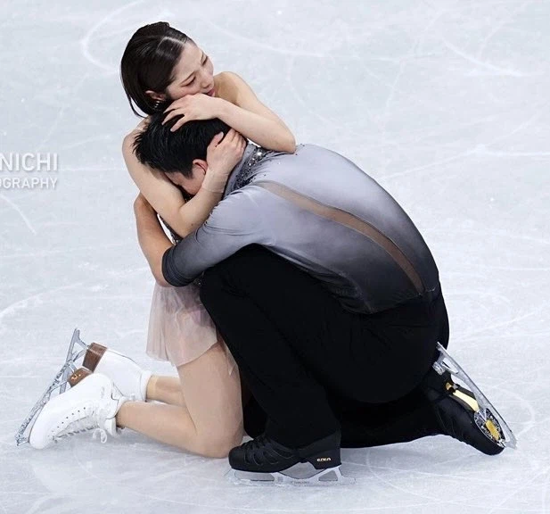 금메달 딴 일본 피겨 커플_1.webp