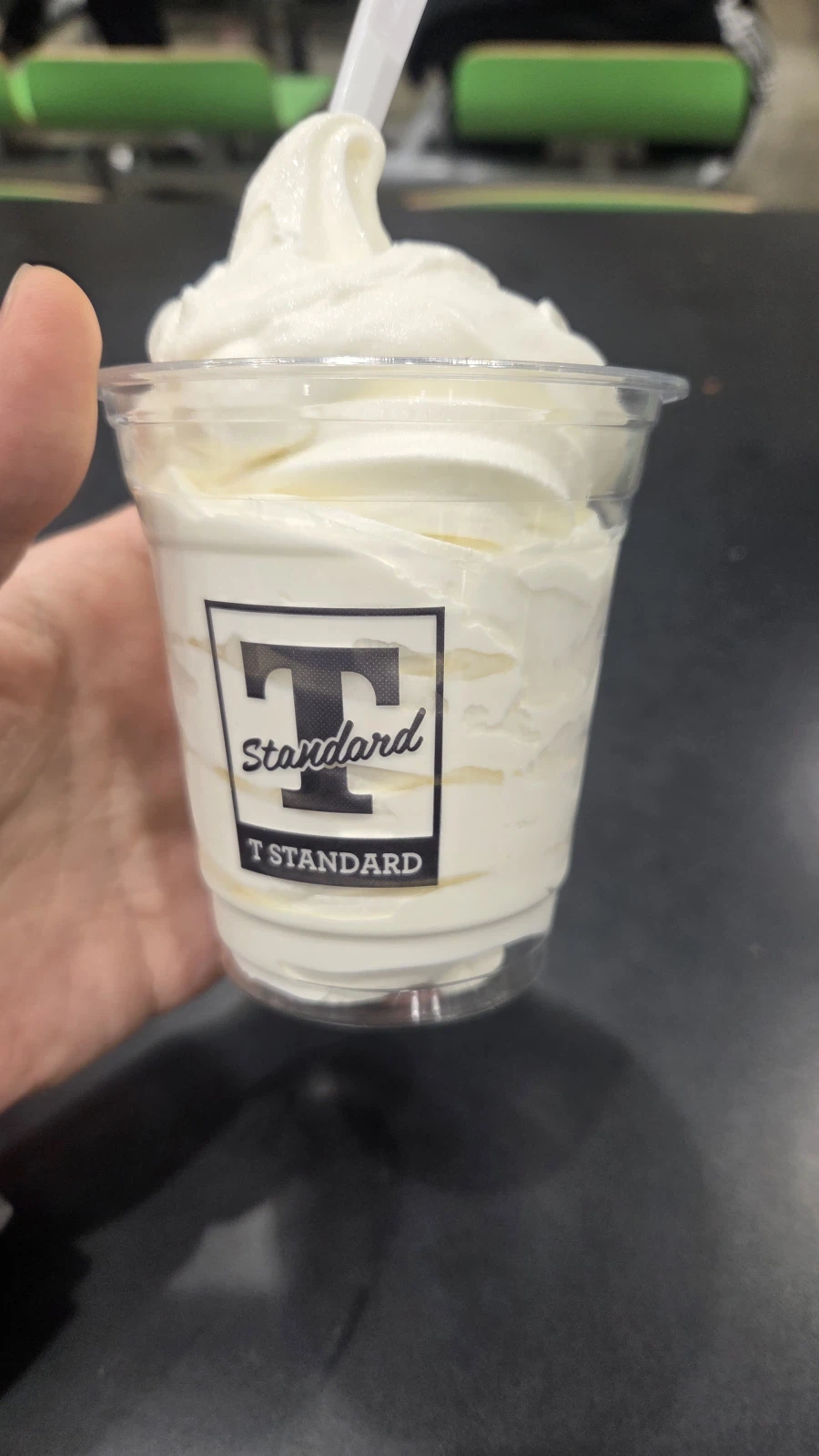 알바 새로왔구나 !!_1.webp