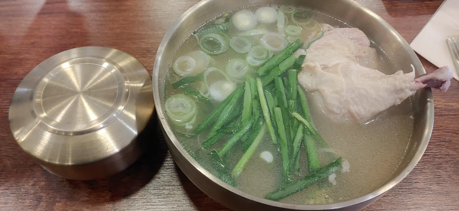 국수집의 닭곰탕_4.webp