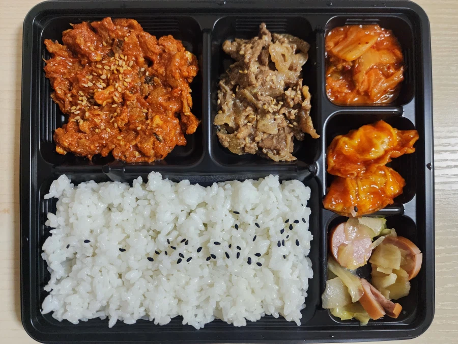 990원 도시락_4.webp