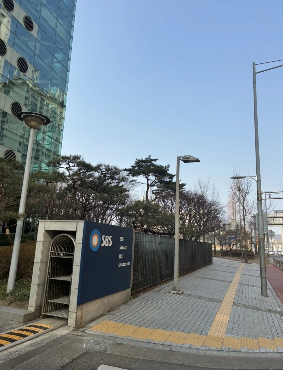 런닝후 마트갔다온후 산책 (feat.CBS,SBS)_5.webp