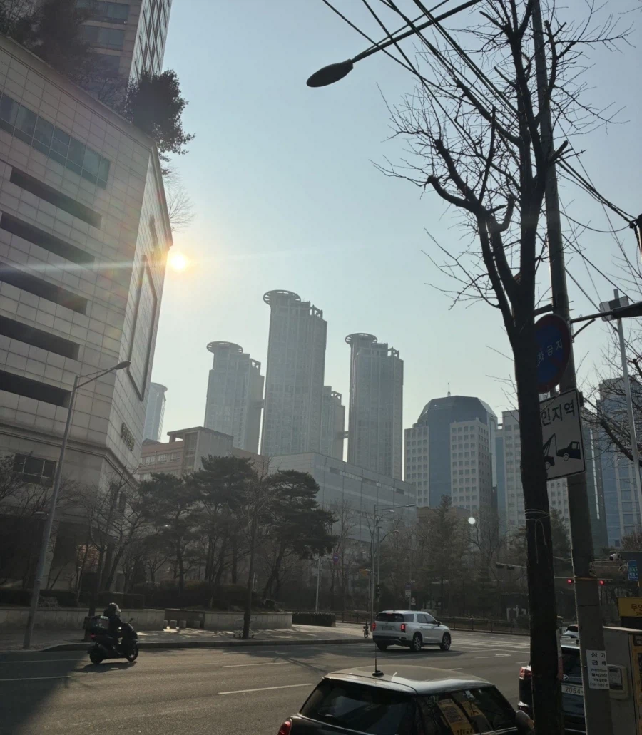 런닝후 마트갔다온후 산책 (feat.CBS,SBS)_8.webp