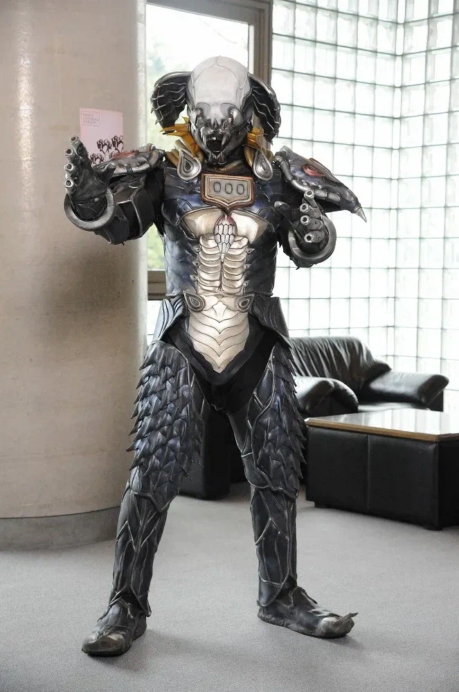 가면라이더 드라이브) 진 로이뮤드 000_1.webp