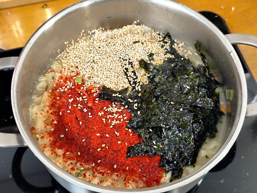 10분 멸치 칼국수 이거 대박이네요._6.webp