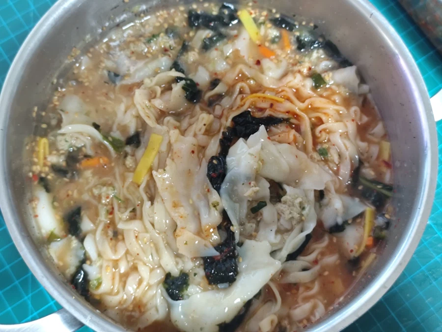 10분 멸치 칼국수 이거 대박이네요._7.webp