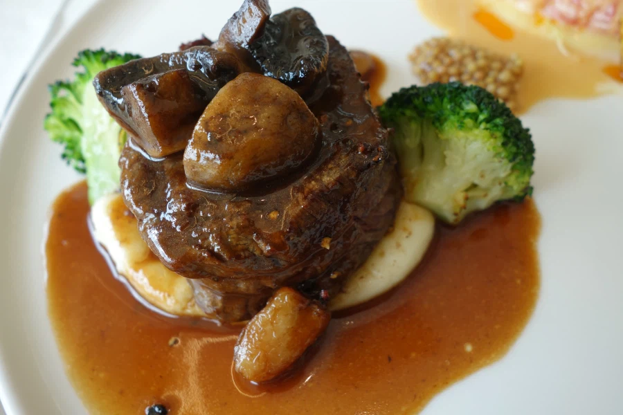 명절 연휴에 부모님 맛있는거 사드리기!_16.webp