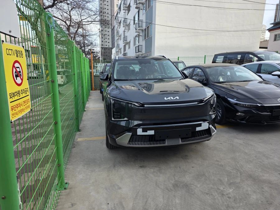 [무사고인증]EV5. 페리된다는데 차 뽑은 호구 그게 바로 나예요~_2.webp