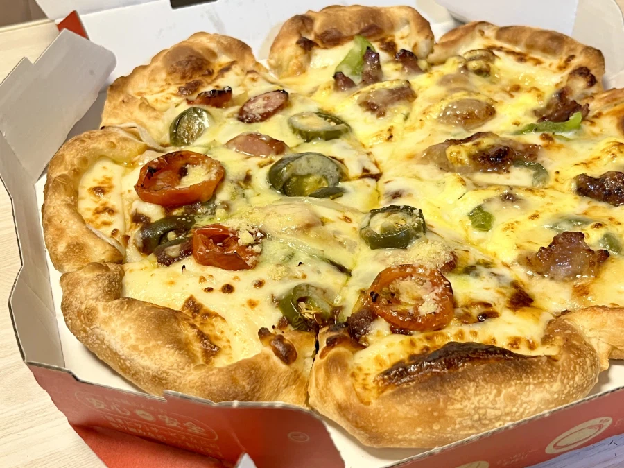 일본에서 피자(피자헛) 배달 시켰는데 신기하네_5.webp