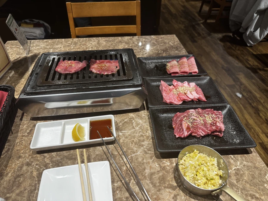 돼억시니) 도쿄여행가서 돼지처럼 먹고 온 돼억시니입니다_7.webp