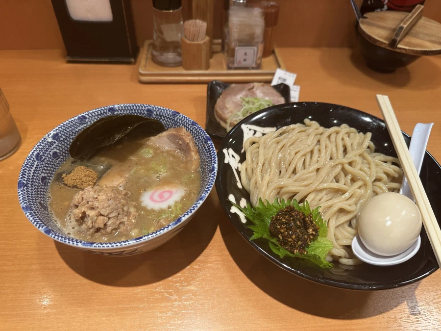 돼억시니) 도쿄여행가서 돼지처럼 먹고 온 돼억시니입니다_27.webp