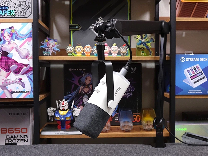 조용하고 더 길어져서 더 편리해진 마이크암! 엘가토 웨이브 마이크암 MK.2_34.webp