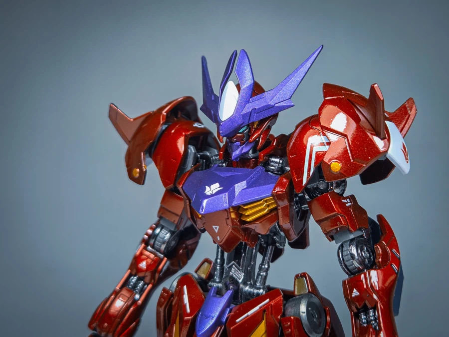 HG 건담 어메이징 발바토스 루프스 완성_5.webp