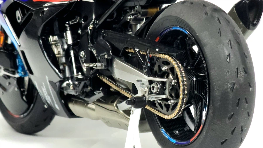 [MENG] 1/9 BMW M1000RR_15.webp