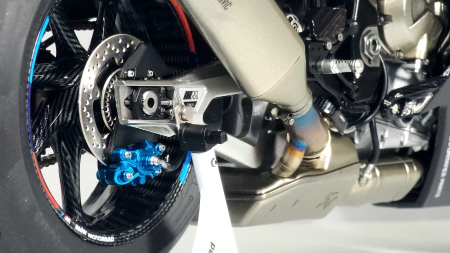 [MENG] 1/9 BMW M1000RR_28.webp