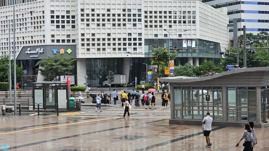 덕후들 지갑을 노리는 도파민 스테이션.. 서울 나홀로 여행 3일차_74.webp