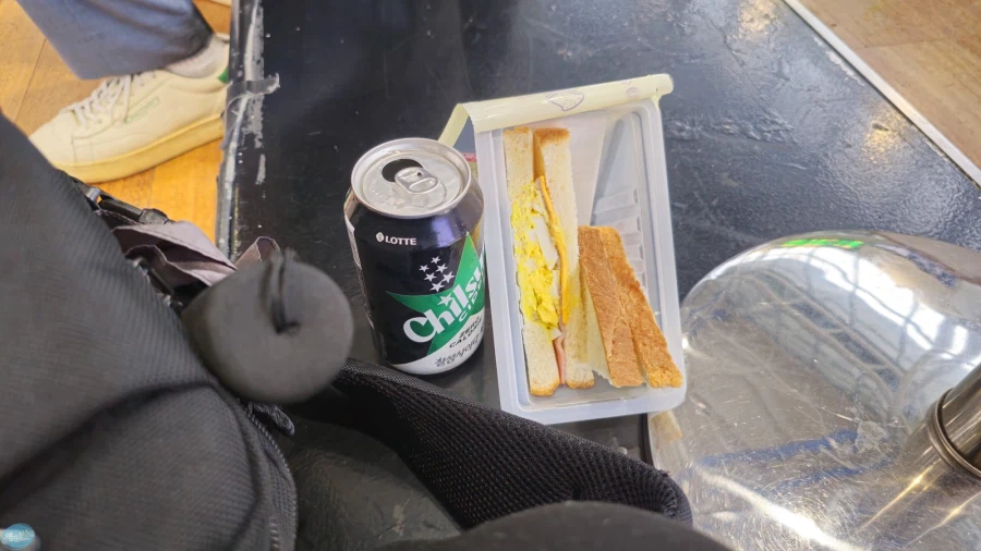 덕후들 지갑을 노리는 도파민 스테이션.. 서울 나홀로 여행 3일차_76.webp