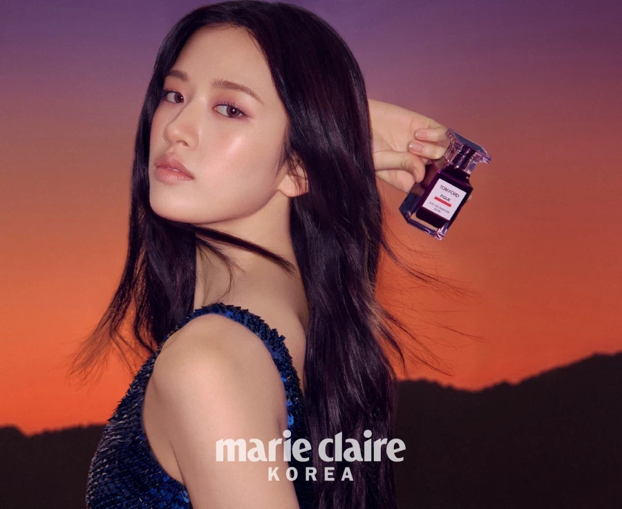 [안유진] 톰 포드 뷰티와 안유진의 빛나는 조우_4.webp