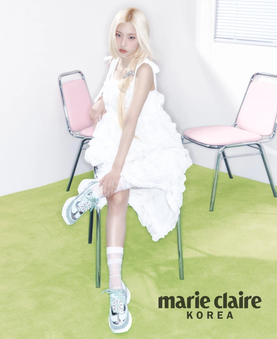 [있지] 로저 비비에와 있지 예지가 함께한 마리끌레르 3월호 커버_5.webp