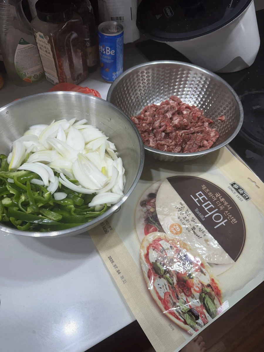 돼억시니) 만들어 먹은 고추잡채_2.webp