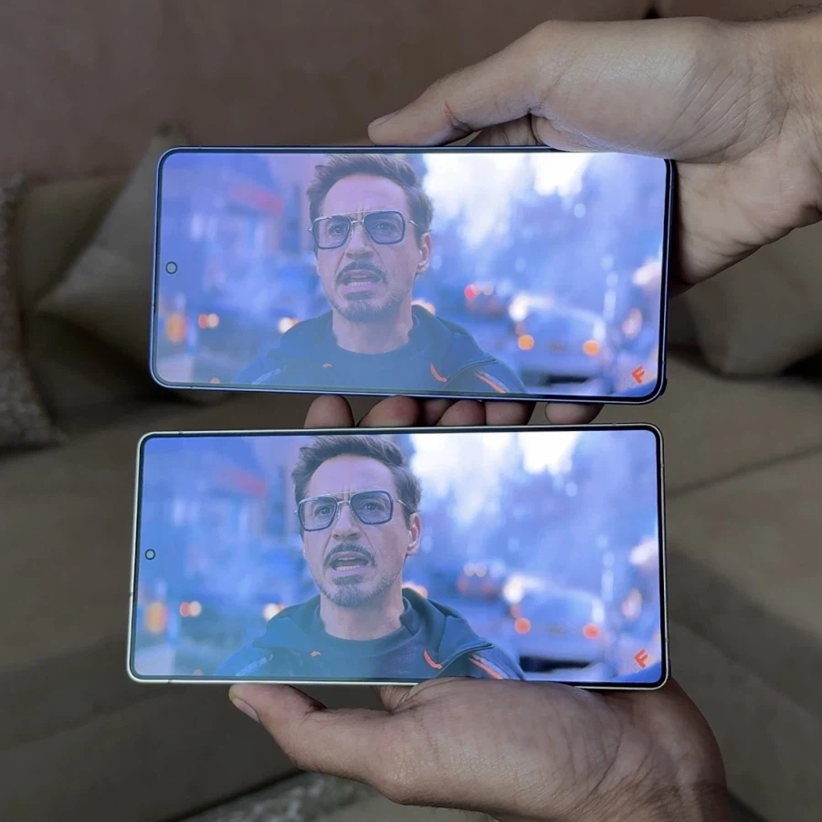 갤럭시S26울트라 Vs. 울트라S25 울트라 디플 시인성 및 색 표현 비교 이미지_3.webp