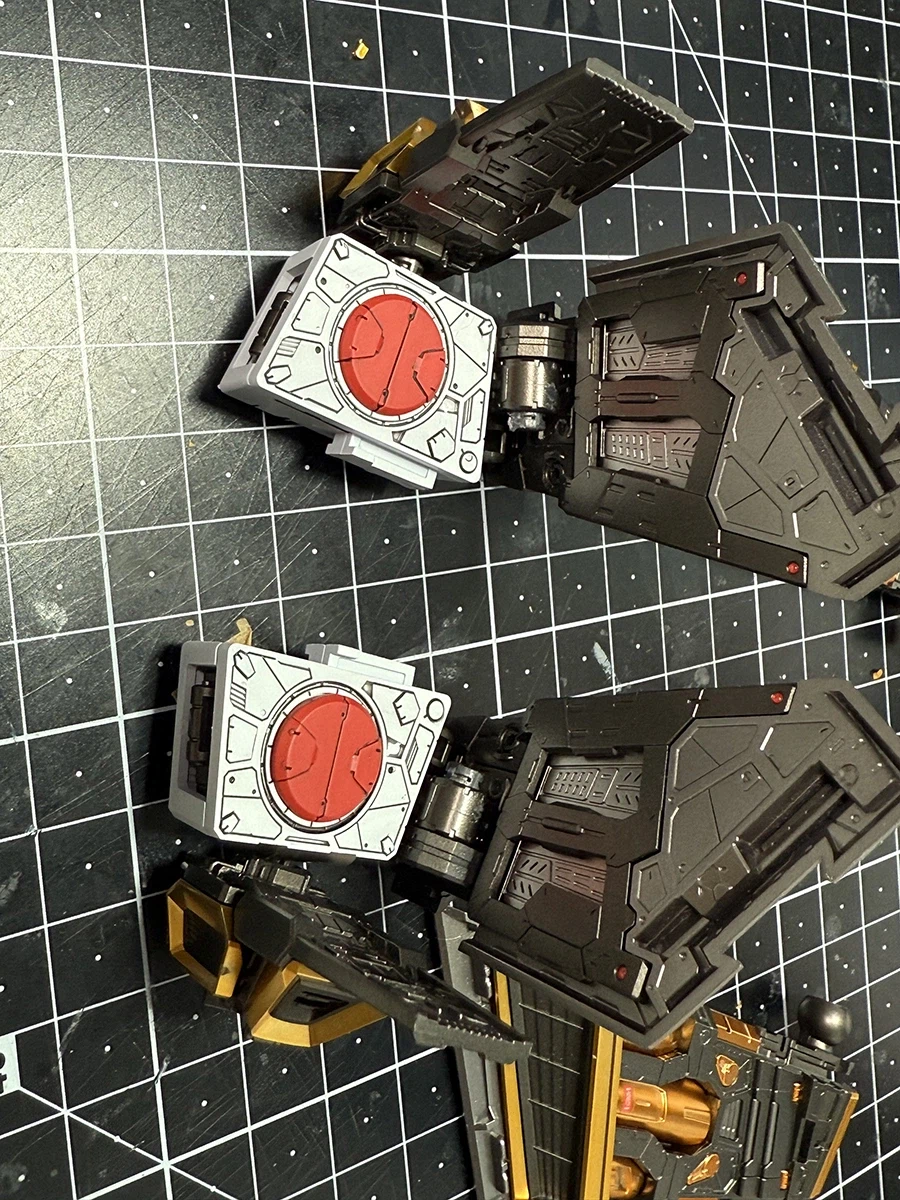 PGU RX-93 뉴건담 도색완성_10.webp