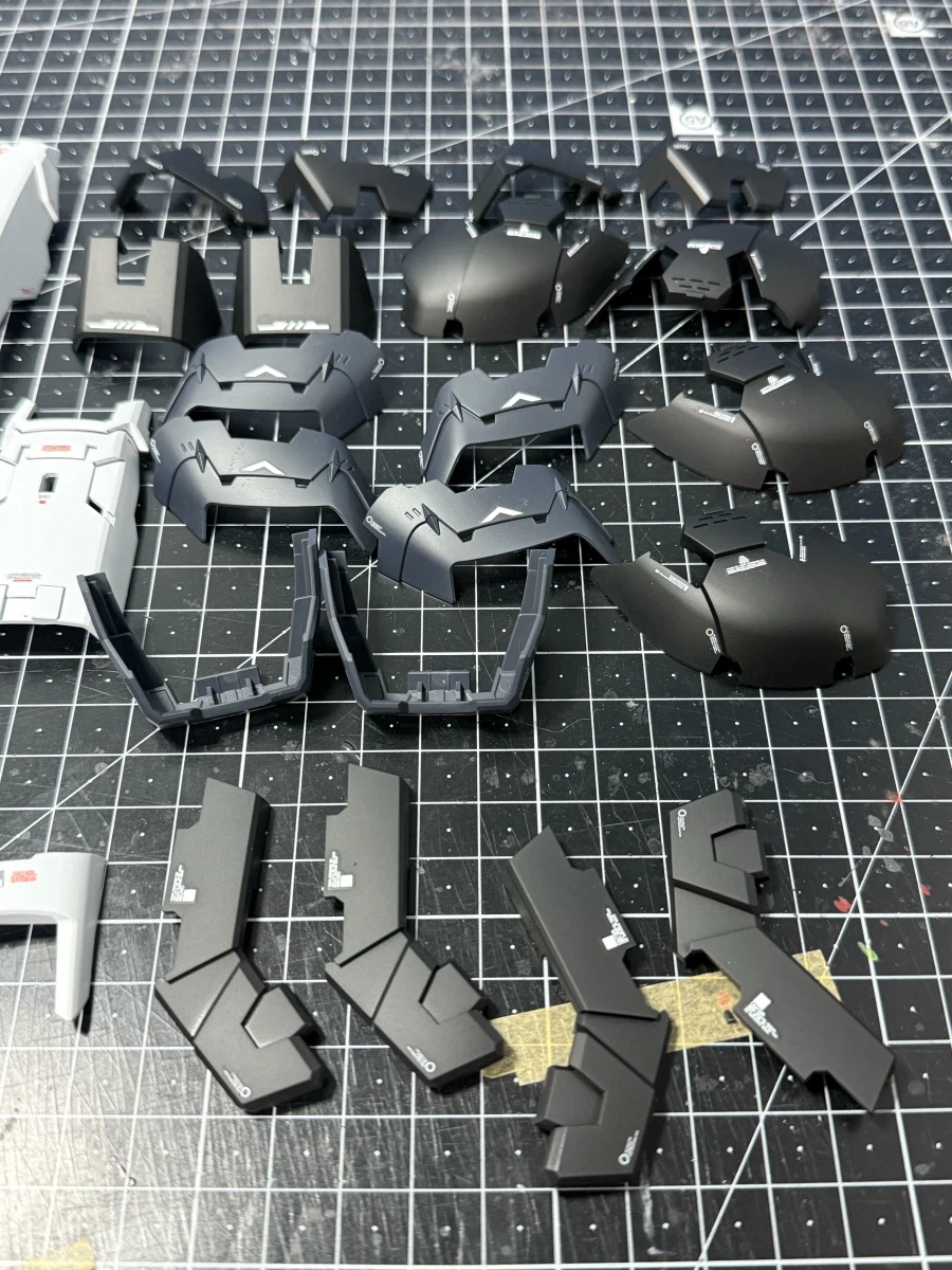 PGU RX-93 뉴건담 도색완성_23.webp