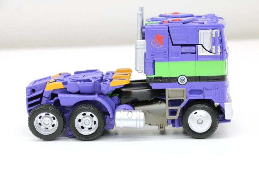 [타카라토미] 시너지넥스 트랜스포머 에반게리온 프라임 초호기 개발 담당자 인터뷰_10.webp