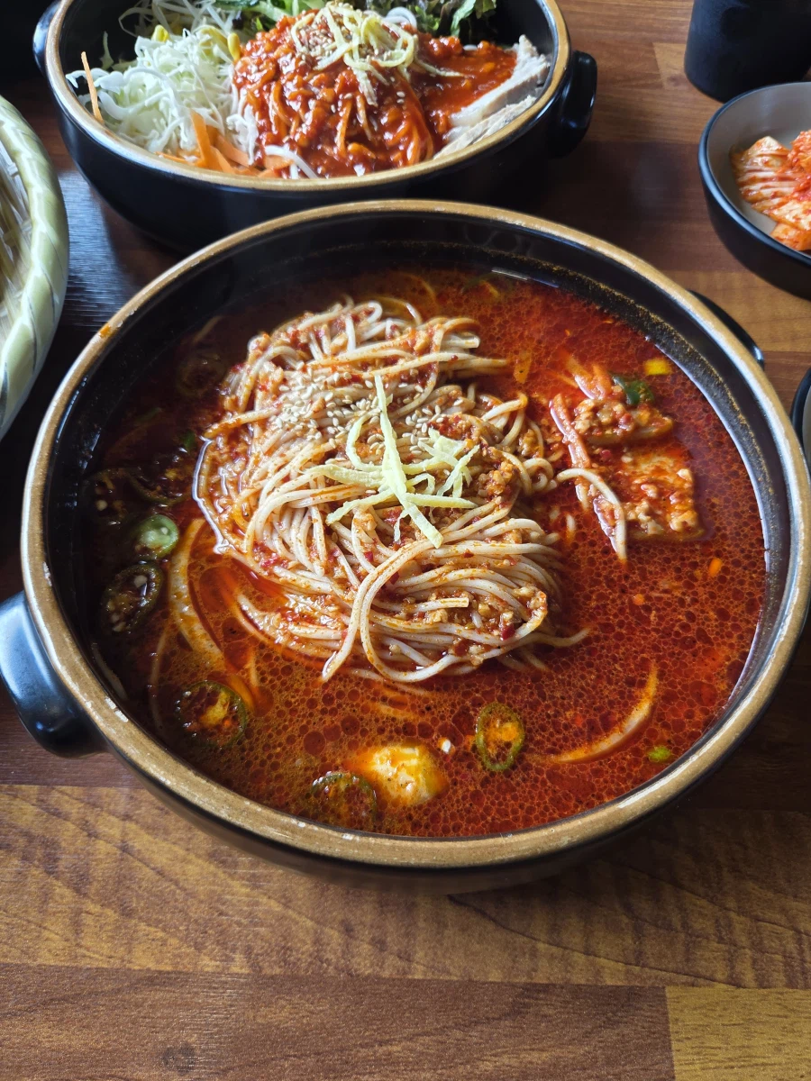 집밥같은 식당과 고기국수😁_4.webp