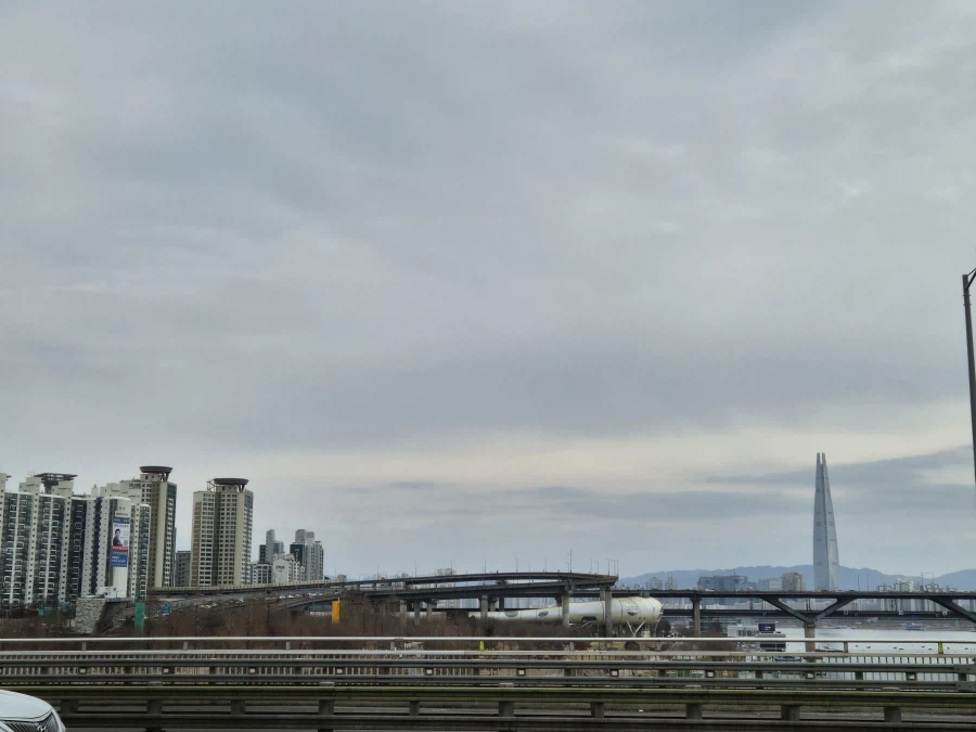 오늘 첫손님이자 마지막손님으로 방문한 후기 (영동교 + 냐루비라떼)_3.webp