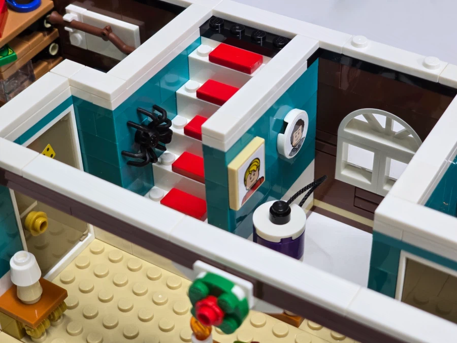 [아이디어] 21330 나홀로집에_9.webp