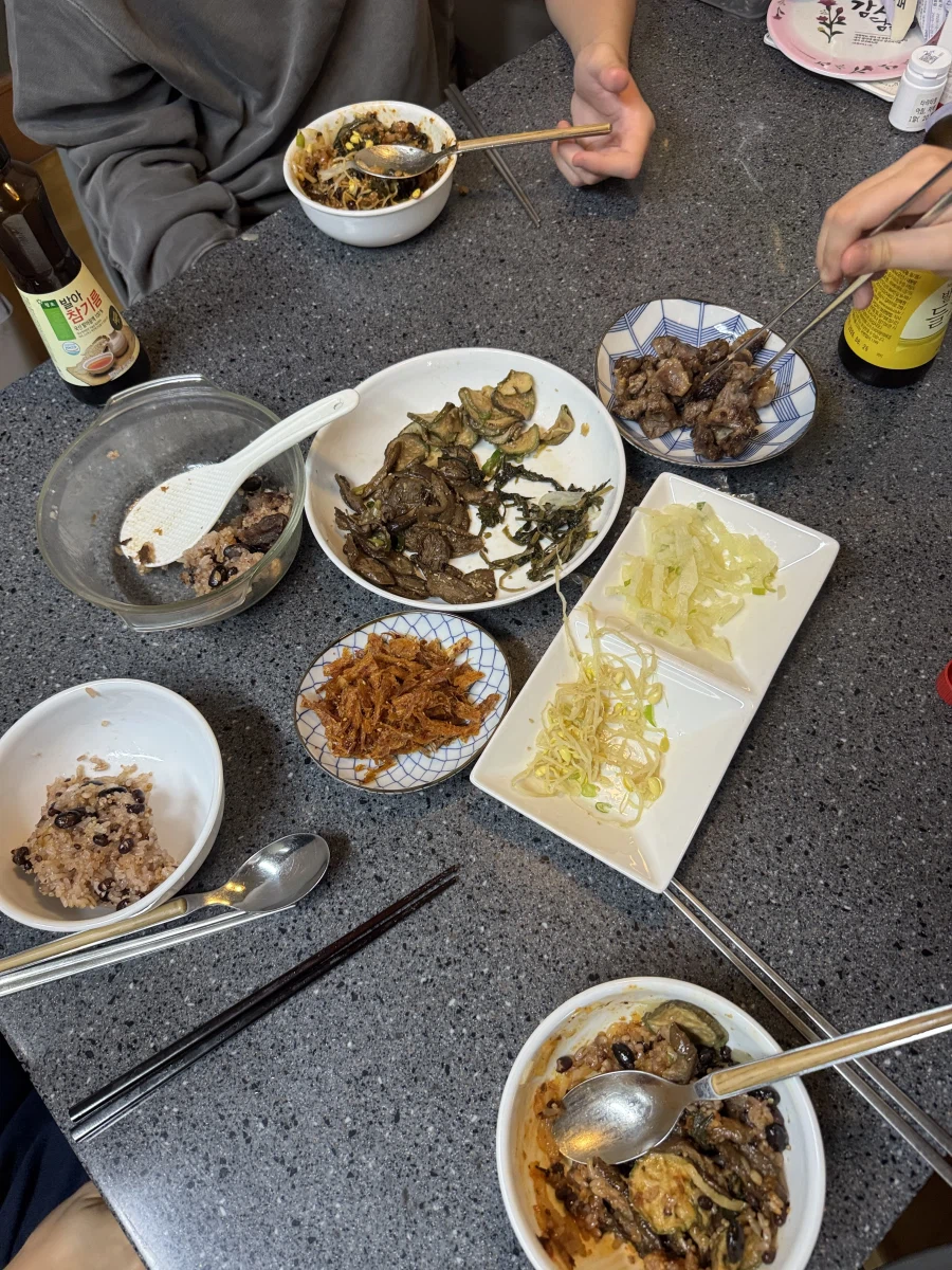 어제 대보름이라.. 오곡밥 먹었는데..._1.webp