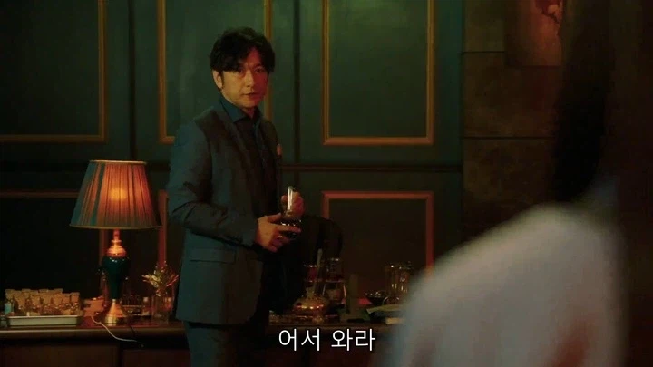 [가면라이더 최강 케미★갓챠 대작전] 히로인의 화려한 변신_4.webp